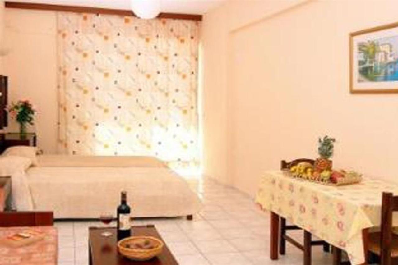 Danaos Beach Apartments Сфакаки Экстерьер фото
